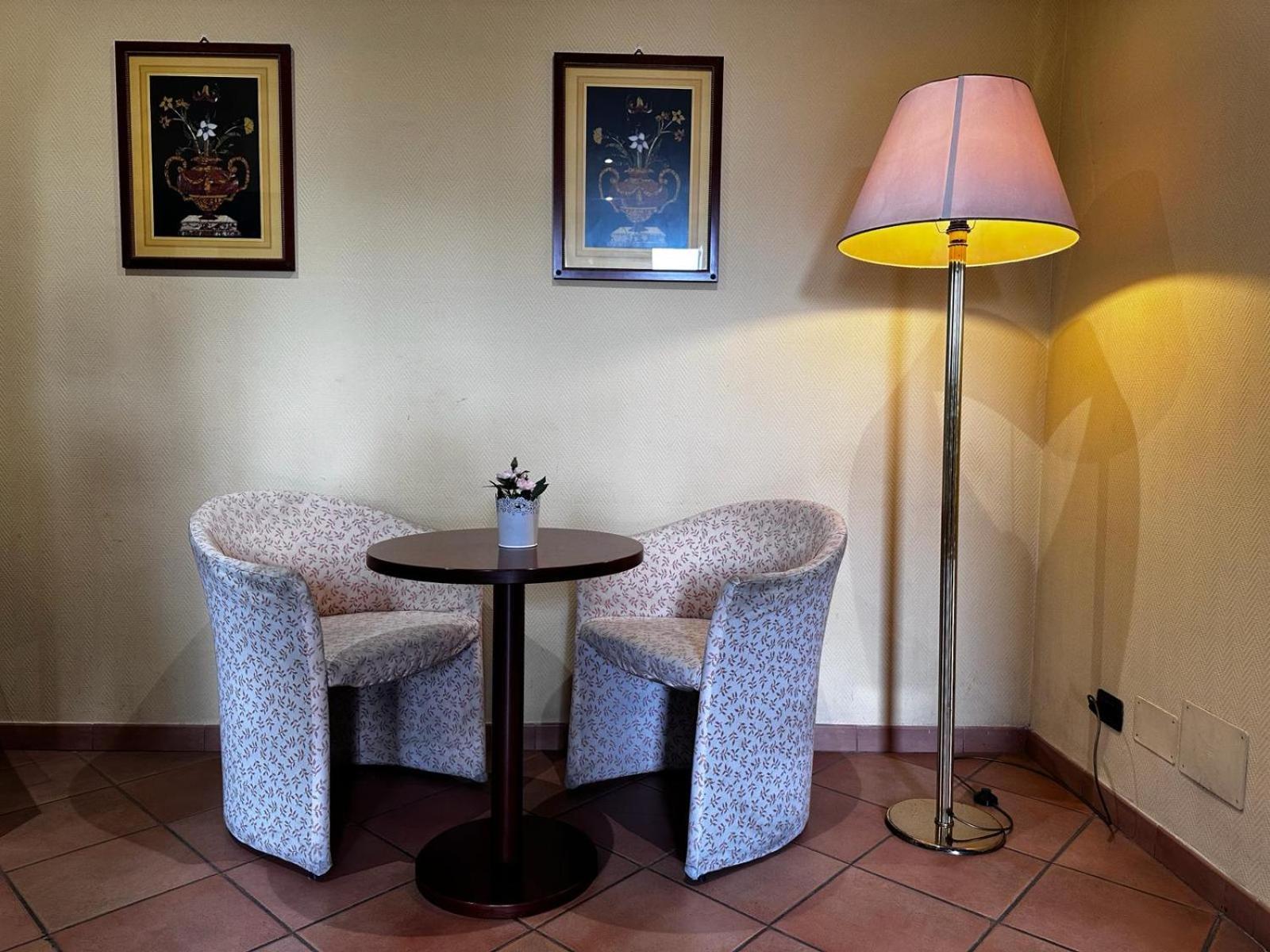 Comfort Rooms Villa Gaia Tor Vergata 로마 외부 사진